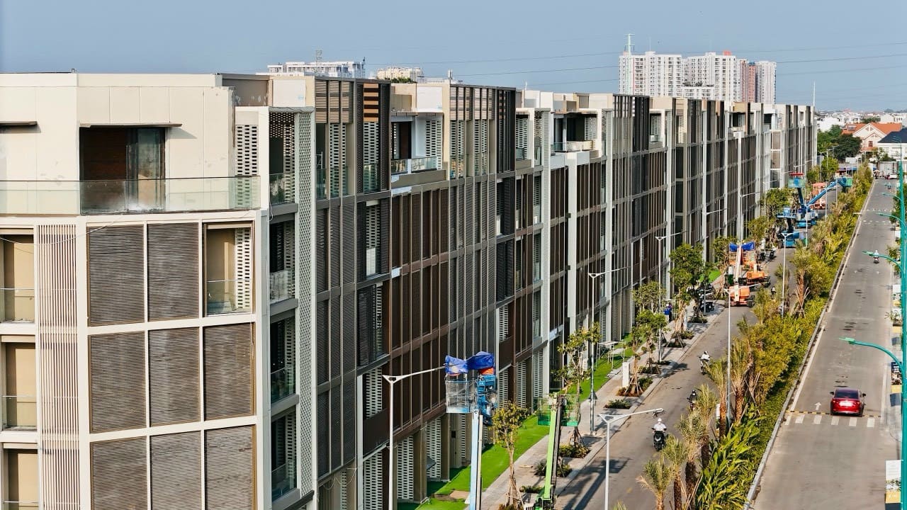 tien do the global city nha pho soho t4:2024 1