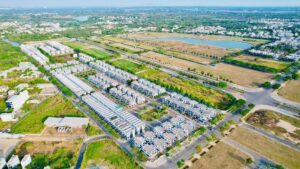 Một góc Đông Tăng Long với đường Liên Phường