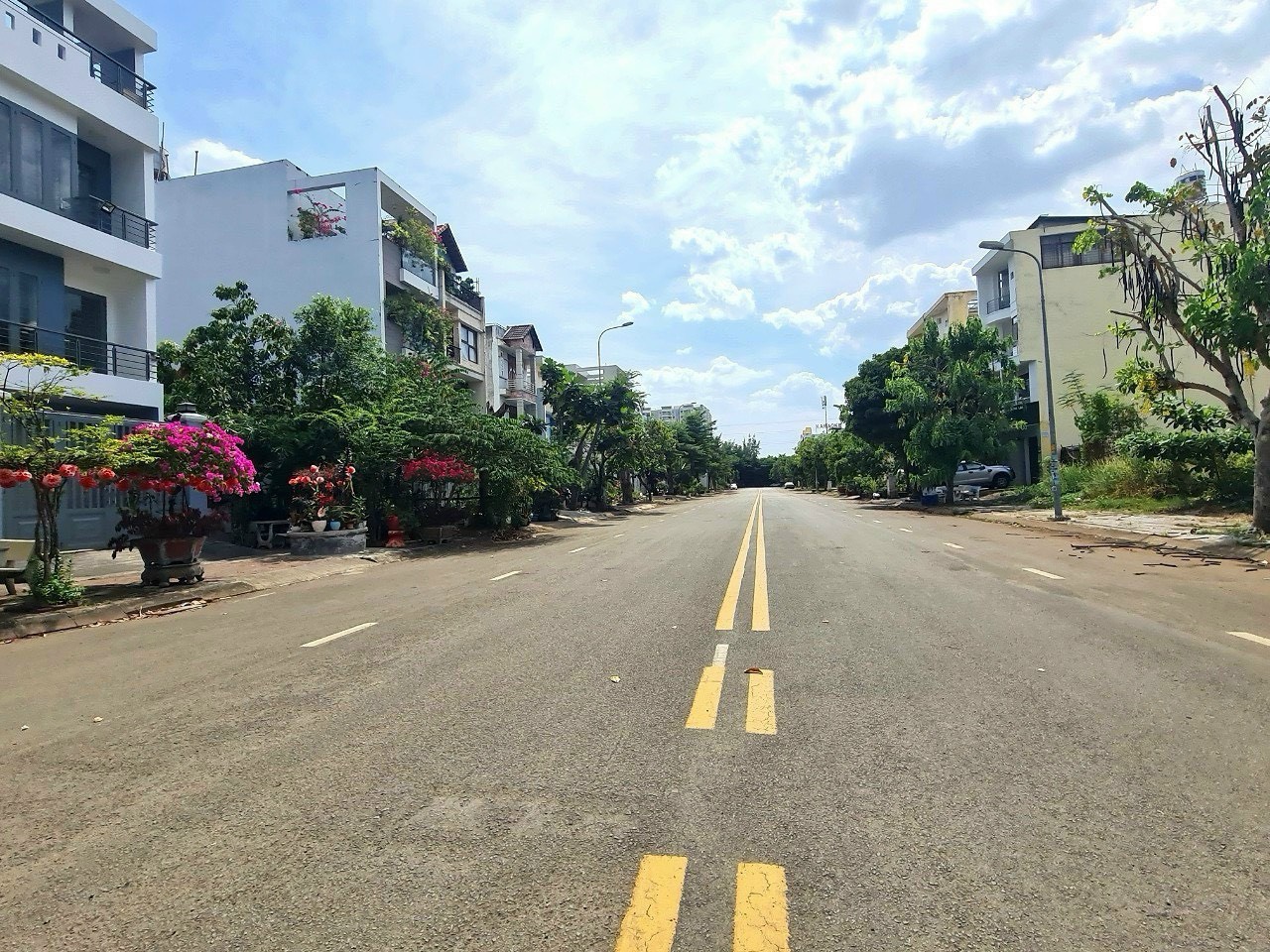 ban dat nen kdc nam long phuoc long b quan 9