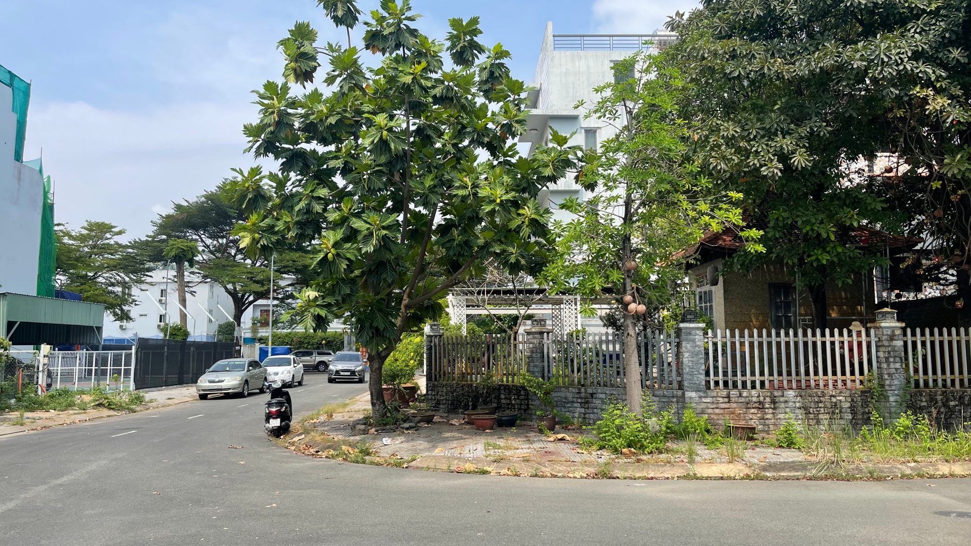 Ban dat ut tra on diep minh tuyen lo goc 2 mat tien