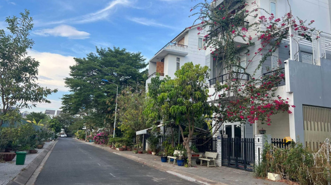 ban dat gia hoa quan 9