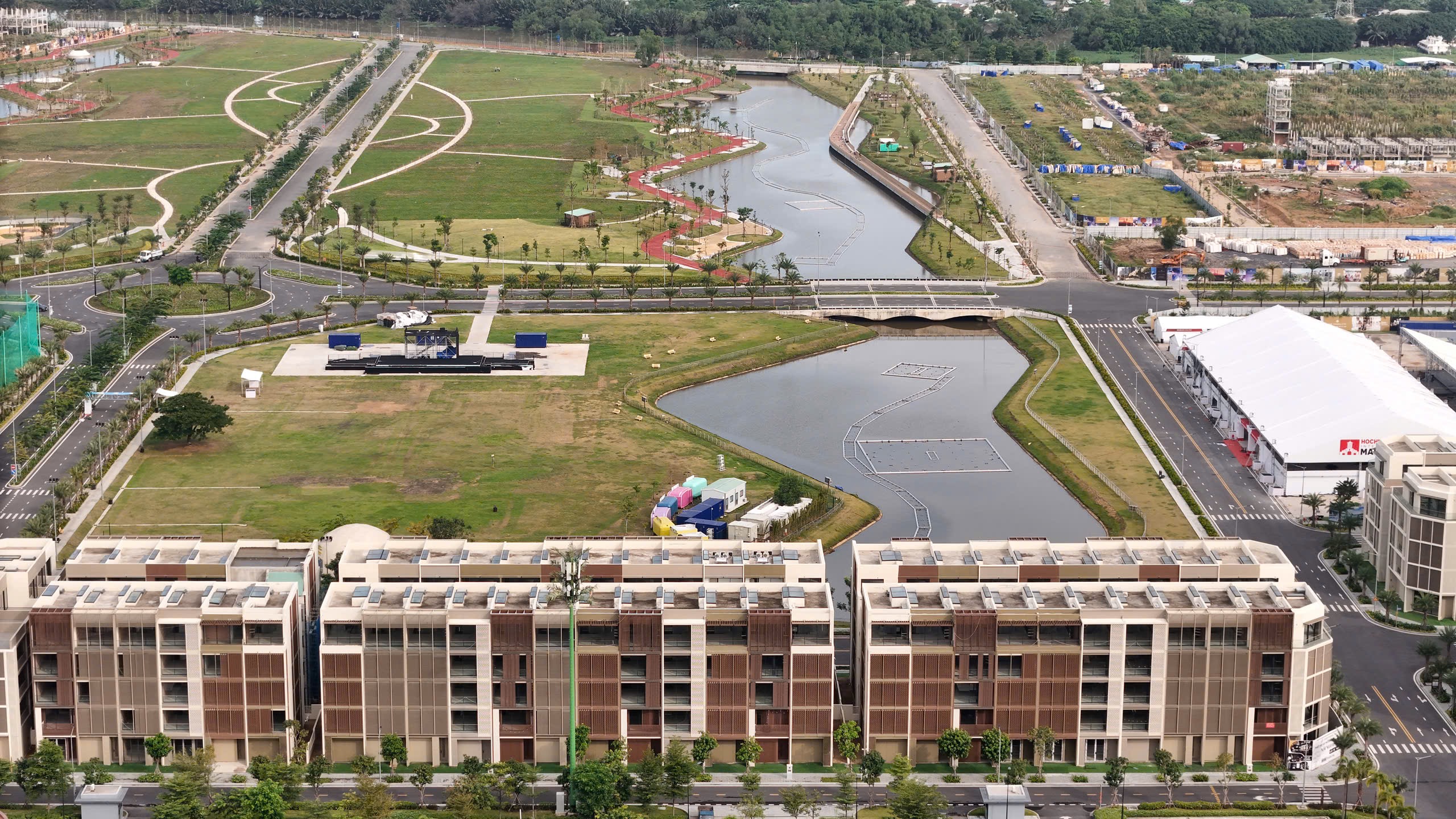 hinh thuc te the global city 5