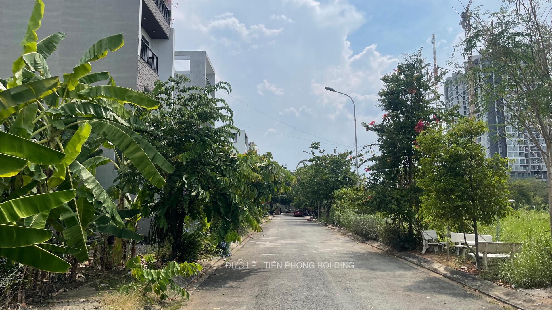 Bán đất hoàng anh minh tuấn 5x16m – lô sạch đẹp, giá tốt nhất thị trường Hình chụp đường trước lô đất 5x16m kdc hoàng anh minh tuấn